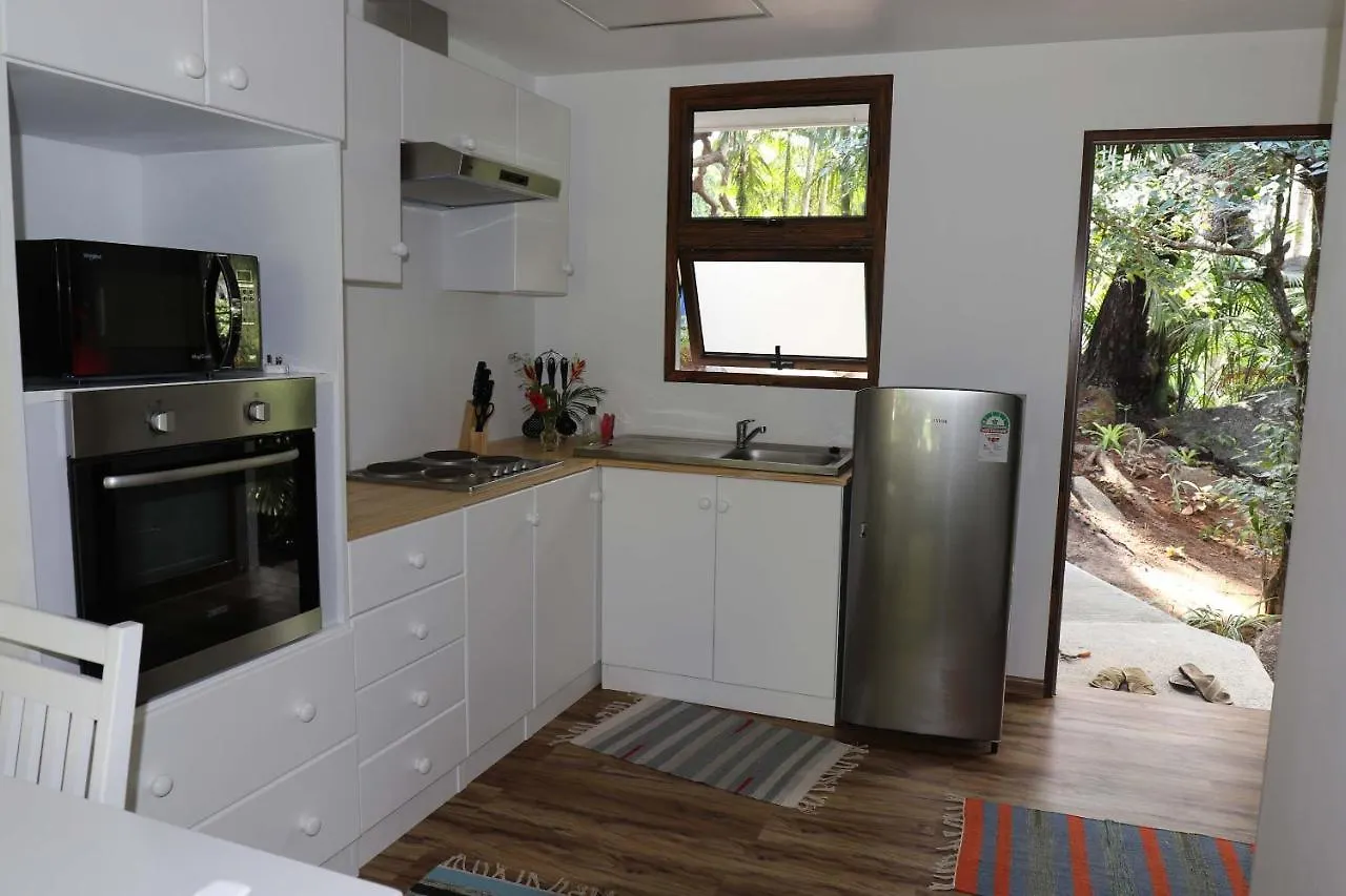 Cashew Nut Grove Chalets Port Glaud 0*,  Seychelles