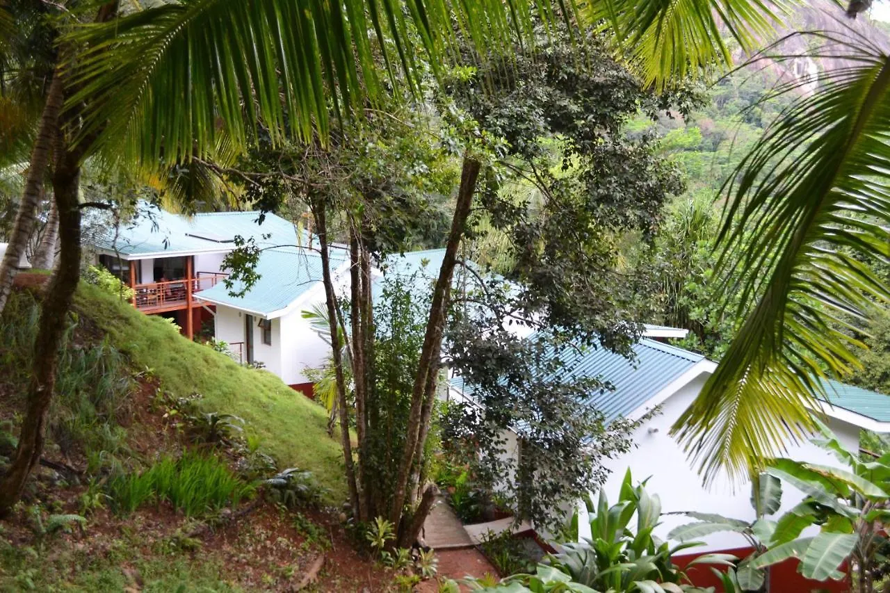 Cashew Nut Grove Chalets Port Glaud